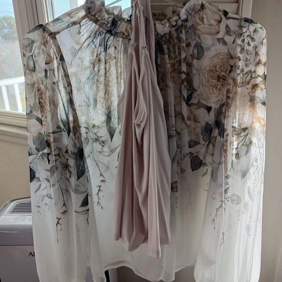 Light Green Womens Medium Rachel Zoe Floral Blouse w/ Cream Camisole Bundle - Picture 2 of 6
